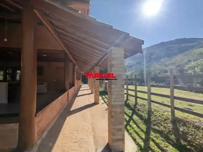 Fazenda/Sítio com 2 Quartos à venda, 260m² no Dos Souzas, Monteiro Lobato