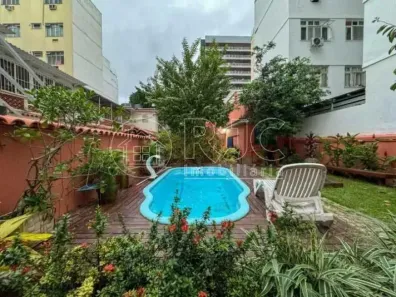 Casa com 6 Quartos à venda, 600m² no Grajaú, Rio de Janeiro