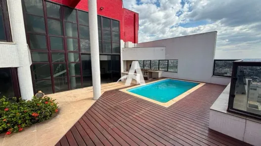 Cobertura com 4 Quartos para alugar, 700m² no Fundinho, Uberlândia