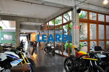 Ponto Comercial com 5 Quartos à venda, 468m² no Pinheiros, São Paulo