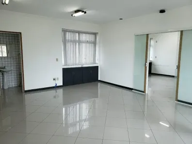 Sala Comercial à venda, 85m² no Anhangabaú, Jundiaí