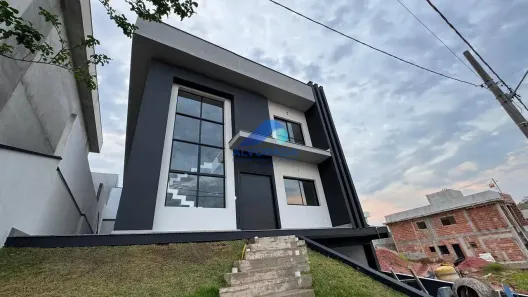 Sobrado com 5 Quartos à venda, 280m² no Alto da Ponte, São José dos Campos