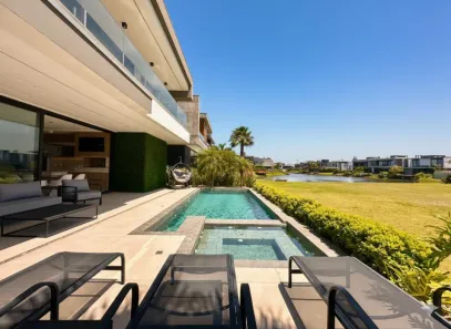 Casa de Condomínio com 5 Quartos à venda, 495m² no , Xangri-Lá