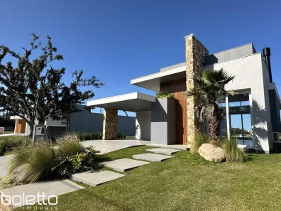 Casa de Condomínio com 3 Quartos à venda, 204m² no Centenário, Torres