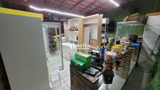 Ponto Comercial para alugar, 72m² no Pacaembu, Uberlândia