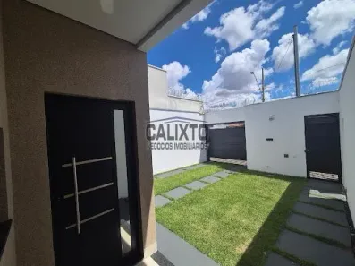 Casa com 3 Quartos à venda, 83m² no Novo Mundo, Uberlândia