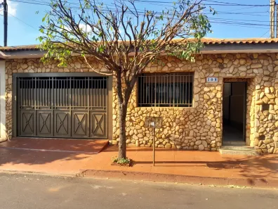Casa com 3 Quartos para alugar, 183m² no Jardim Europa, Sertãozinho