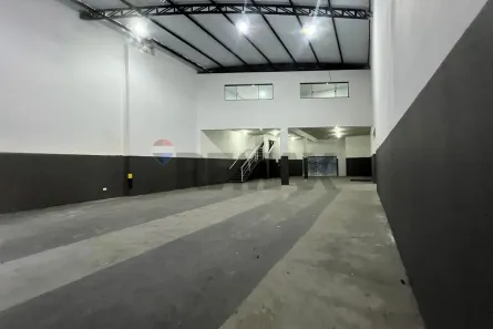 Galpão/Depósito/Armazém para alugar, 760m² no Matriz, Mauá