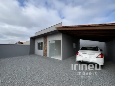 Casa com 2 Quartos para alugar, 50m² no Areias Pequenas, Araquari