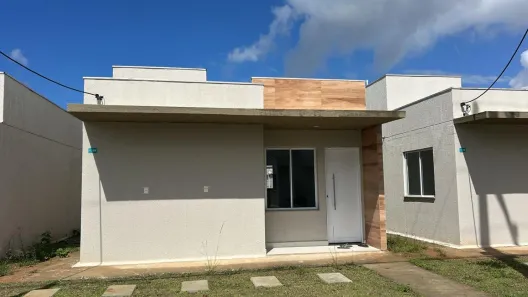 Casa de Condomínio com 2 Quartos para alugar, 50m² no Ubatiba, Maricá