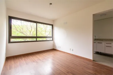 Apartamento com 2 Quartos para alugar, 66m² no Passo da Areia, Porto Alegre