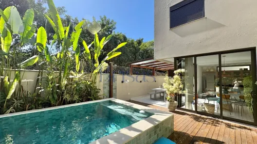 Casa de Condomínio com 3 Quartos à venda, 202m² no Camburi, São Sebastião
