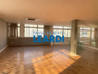 Apartamento com 3 Quartos à venda, 260m² no Cerqueira César, São Paulo