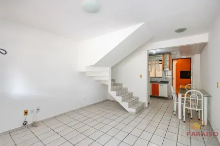 Sobrado com 2 Quartos para alugar, 73m² no Cidade Industrial, Curitiba
