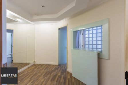 Sala Comercial com 3 Quartos à venda, 57m² no Moinhos de Vento, Porto Alegre