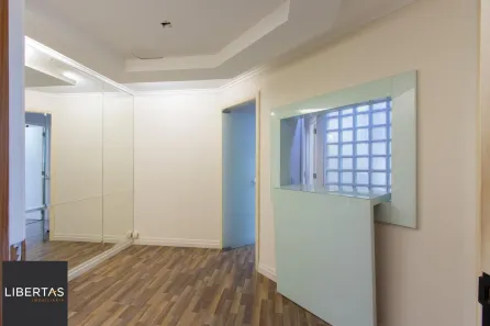 Sala Comercial com 3 Quartos à venda, 57m² no Moinhos de Vento, Porto Alegre