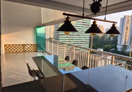 Apartamento com 5 Quartos para alugar, 245m² no Vila Suzana, São Paulo