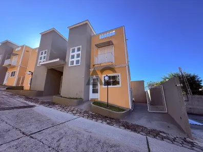 Casa de Condomínio com 2 Quartos à venda, 90m² no Núcleo CECAP, Serra Negra