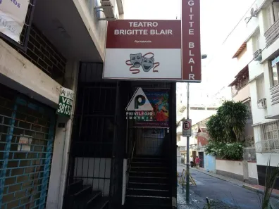 Casa com 1 Quarto à venda, 208m² no Copacabana, Rio de Janeiro