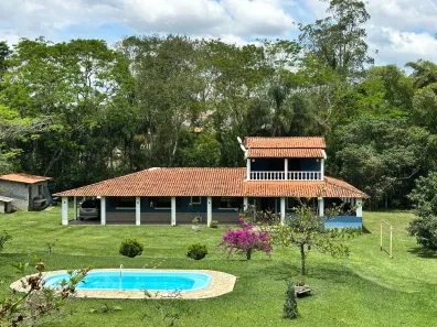 Fazenda/Sítio com 4 Quartos à venda, 350m² no Chácaras Rurais Guararema, Jacareí
