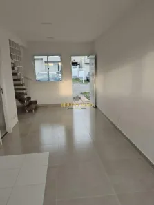 Sobrado com 2 Quartos para alugar, 100m² no Jardim Modelo, Suzano