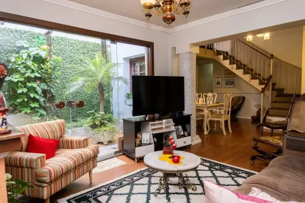 Casa com 3 Quartos à venda, 264m² no Centro, Pelotas