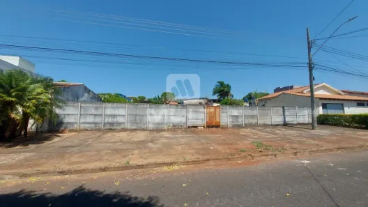 Lote/Terreno com 1 Quarto à venda, 720m² no Jaraguá, Uberlândia