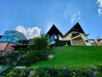 Casa com 7 Quartos à venda, 450m² no Centro, Igaratá