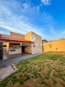 Casa com 3 Quartos à venda, 131m² no Jardim Scala, Trindade