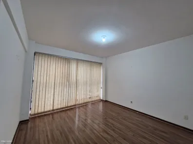 Sala Comercial à venda, 32m² no Várzea, Teresópolis