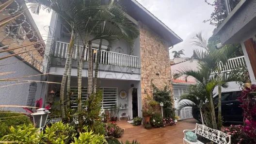 Casa com 3 Quartos à venda, 270m² no Horto Florestal, São Paulo
