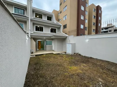 Casa de Condomínio com 4 Quartos à venda, 246m² no Água Verde, Curitiba