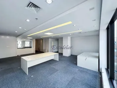 Sala Comercial à venda, 360m² no Dezoito do Forte Empresarial/Alphaville., Barueri
