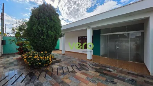 Imóvel Comercial com 3 Quartos para alugar, 159m² no Cariobinha, Americana