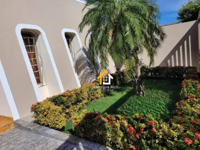 Casa com 3 Quartos à venda, 207m² no Centro, Potirendaba