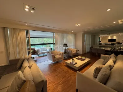 Apartamento com 3 Quartos à venda, 226m² no Jardim Morumbi, São Paulo