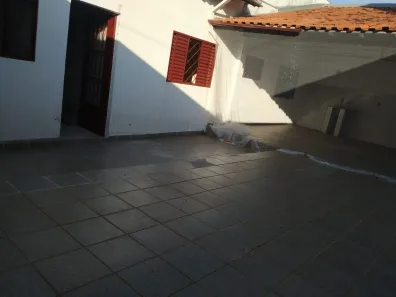 Casa com 3 Quartos à venda, 225m² no Jardim Vânia Maria, Bauru