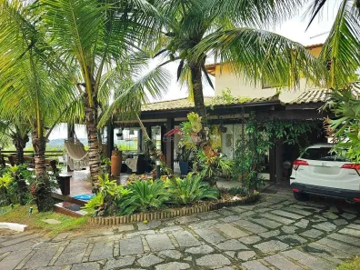 Casa de Condomínio com 4 Quartos à venda, 220m² no Geriba, Armação dos Búzios