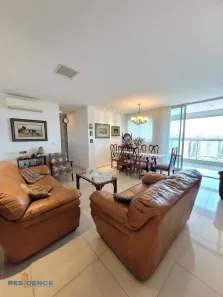 Apartamento com 3 Quartos para alugar, 121m² no Itapuã, Vila Velha