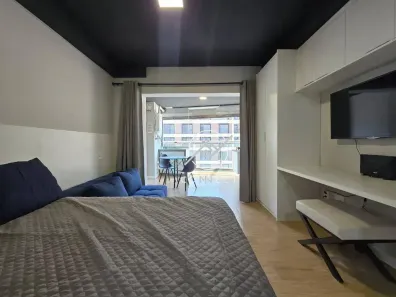 Apartamento com 1 Quarto para alugar, 32m² no Jardim das Acácias, São Paulo
