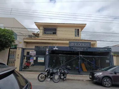 Casa com 3 Quartos à venda, 331m² no Caiçaras, Belo Horizonte