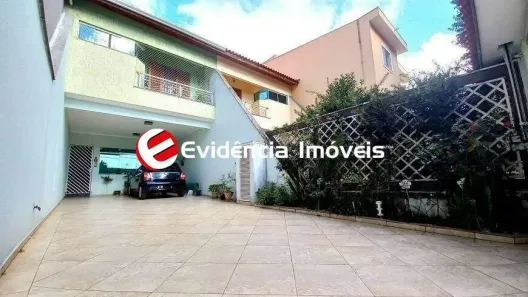 Sobrado com 4 Quartos à venda, 240m² no Vila Assunção, Santo André