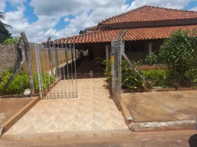 Fazenda/Sítio com 4 Quartos à venda, 450m² no Rural, Guapiaçu