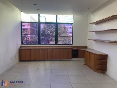 Sala Comercial com 2 Quartos à venda, 66m² no Menino Deus, Porto Alegre