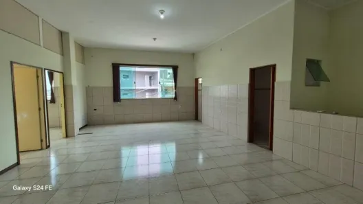 Casa com 2 Quartos para alugar, 100m² no Vila Nhocune, São Paulo