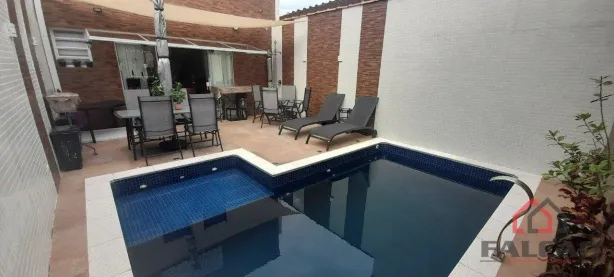 Casa com 4 Quartos à venda, 180m² no Vila Valença, São Vicente