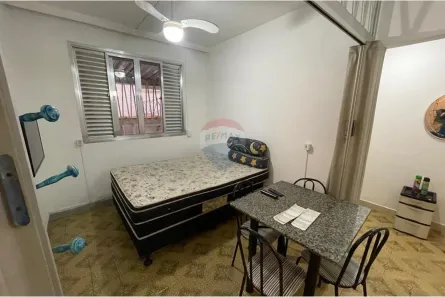 Kitnet com 2 Quartos à venda, 29m² no Jardim Las Palmas, Guarujá