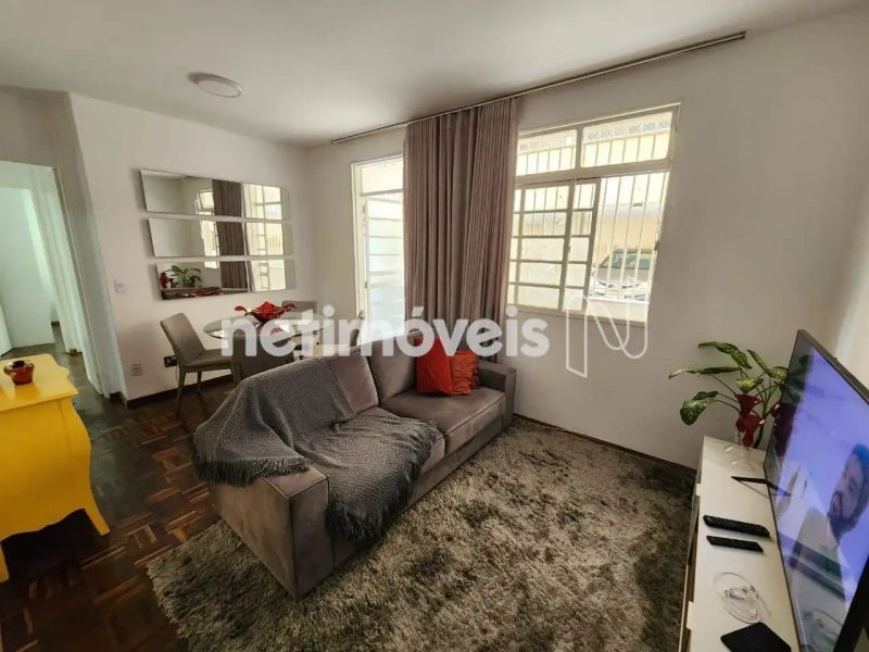 Apartamento com 3 quartos — Estoril, Belo Horizonte