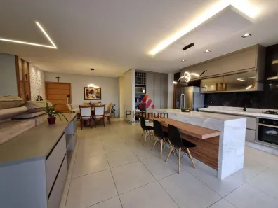 Apartamento com 3 Quartos à venda, 155m² no Vila Edmundo, Taubaté