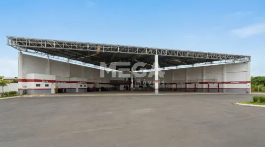 Prédio Comercial para alugar, 1600m² no Gerardo Cristino, Sobral